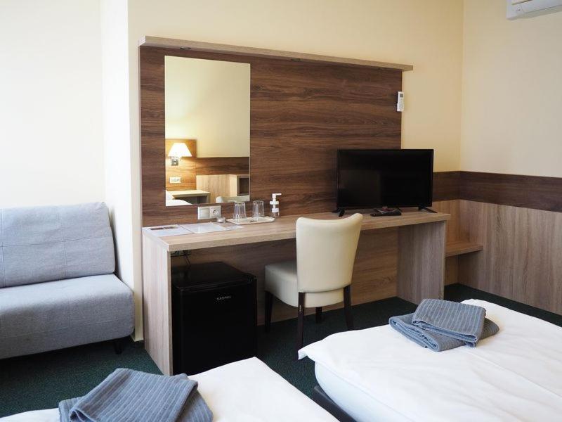 Pension Harmonie -Self Check-In Kolin Exterior photo