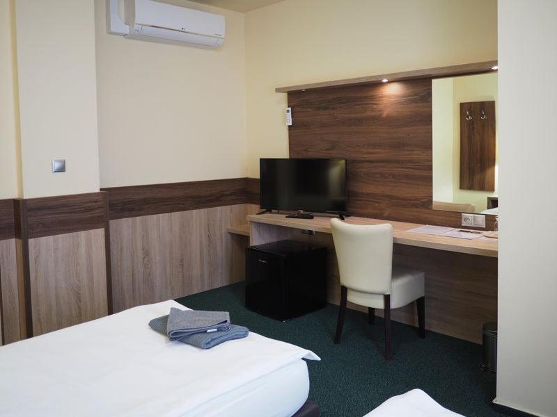 Pension Harmonie -Self Check-In Kolin Exterior photo